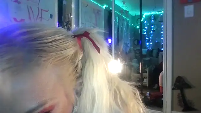 Snapshot of marilyn420 chatting on 7, 6, 2026 marilyn420 online show from 7, 6, 2026