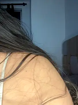 Snapshot of RsellAmb chatting on 8, 11, 2025 RsellAmb online show from 8, 11, 2025