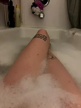 Snapshot of xopinkjuicyrose chatting on 6, 11, 2025 xopinkjuicyrose online show from 6, 11, 2025