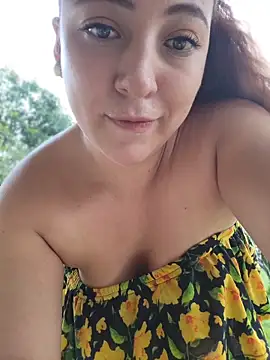 VickyHoult online show from 7, 3, 2026