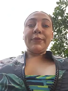 VickyHoult online show from 4, 4, 2026