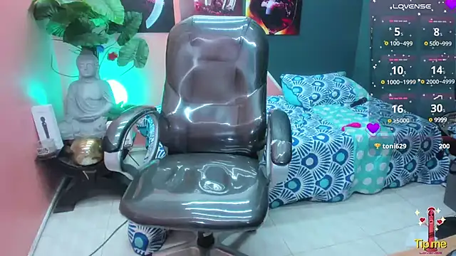 pearl weet online show from 16, 2, 2025