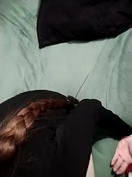 Snapshot of BarbierQueen chatting on 18, 11, 2025 BarbierQueen online show from 18, 11, 2025