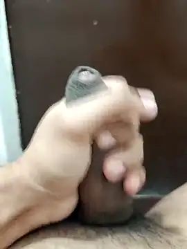 Snapshot of Deluxe_dick chatting on 17, 2, 2026 Deluxe dick online show from 17, 2, 2026