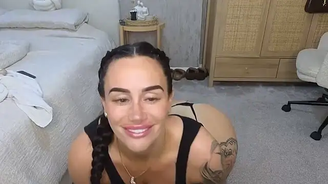 LibbyLoveHeartx online show from 6, 10, 2025
