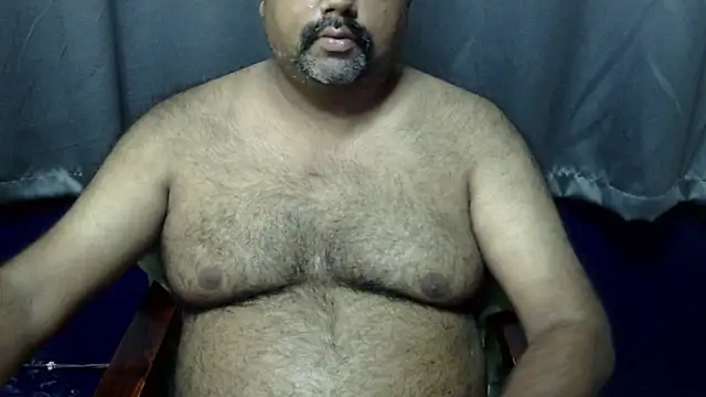 Snapshot of hairysubcub_70 chatting on 17, 6, 2026 hairysubcub 70 online show from 17, 6, 2026