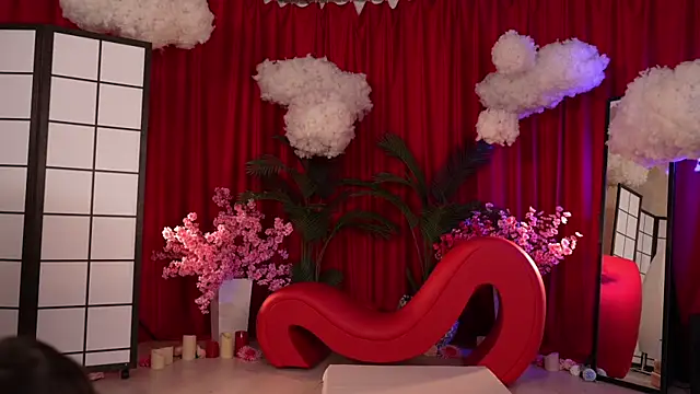 KittyCaitlin online show from 25, 2, 2025