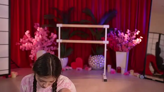 KittyCaitlin online show from 22, 3, 2025