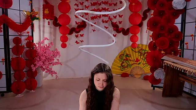 KittyCaitlin online show from 4, 3, 2026