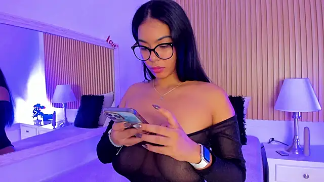 Snapshot of GenesisRuiz chatting on 6, 3, 2025 GenesisRuiz online show from 6, 3, 2025