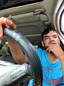 modelo38528061 online show from 16, 4, 2026