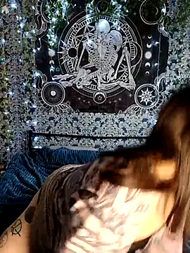 Snapshot of LazyTanukii chatting on 22, 10, 2025 LazyTanukii online show from 22, 10, 2025