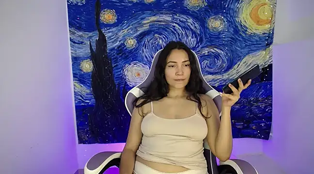 cutie and slutty online show from 5, 3, 2025