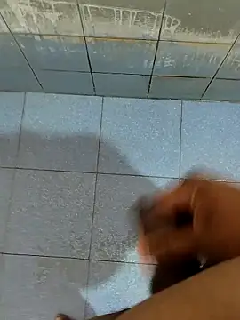 Snapshot of dinesh682 chatting on 22, 10, 2025 dinesh682 online show from 22, 10, 2025