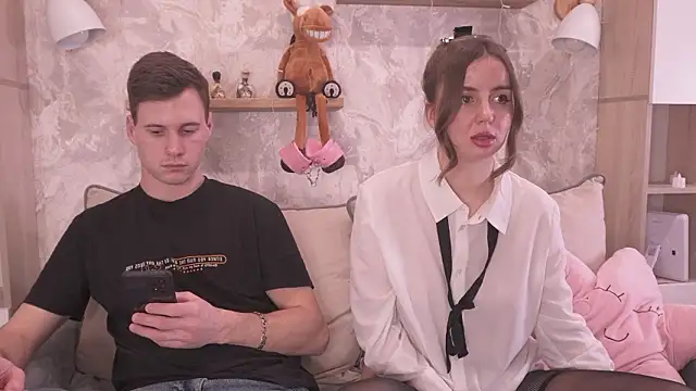 FluffyHat online show from 1, 2, 2026