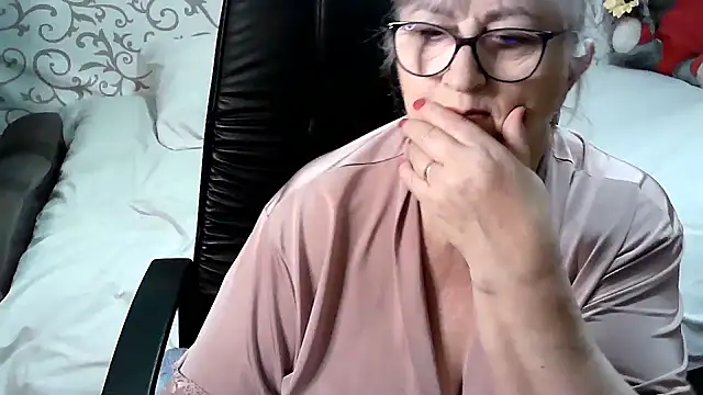 LolkaAlyss online show from 20, 2, 2025