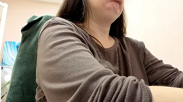 BattyMoll online show from 9, 11, 2025