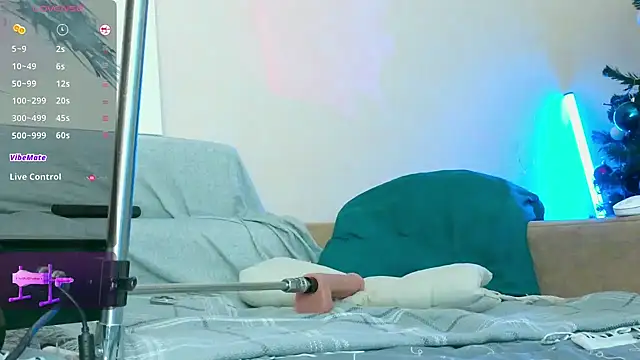 Snapshot of Ethan_and_mike chatting on 14, 12, 2025 Ethan and mike online show from 14, 12, 2025