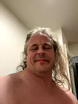 Snapshot of zeus337 chatting on 18, 11, 2025 zeus337 online show from 18, 11, 2025