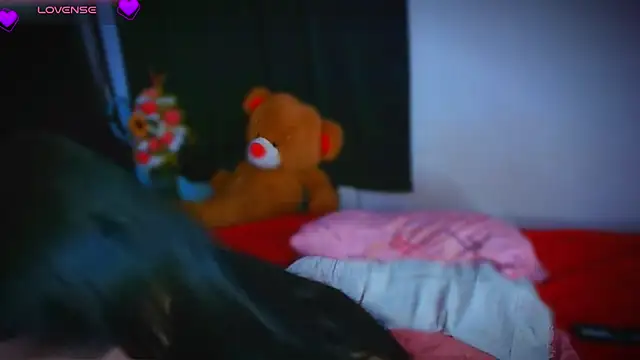 Snapshot of Mishukitty chatting on 24, 9, 2025 Mishukitty online show from 24, 9, 2025