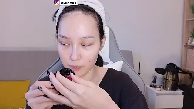 aliiiiiina online show from 26, 1, 2025