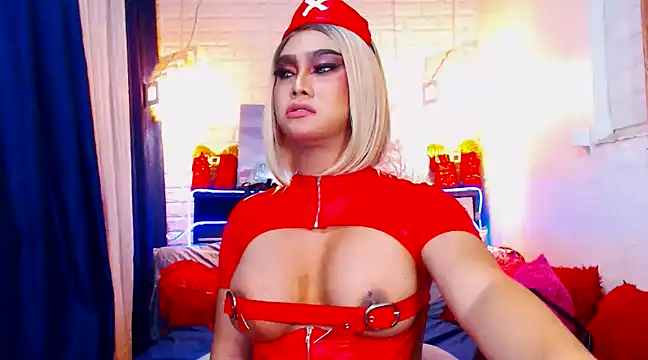 TsGoddessNhicolle online show from 6, 12, 2024