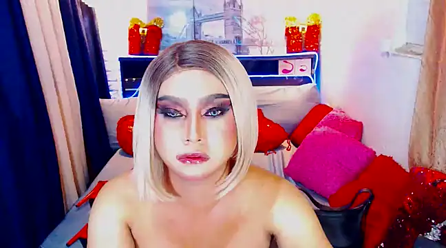 TsGoddessNhicolle online show from 16, 1, 2025