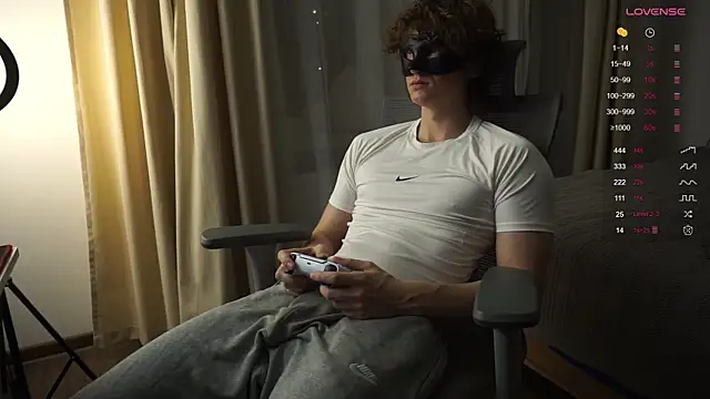 Snapshot of BumBuster69 chatting on 1, 11, 2025 BumBuster69 online show from 1, 11, 2025