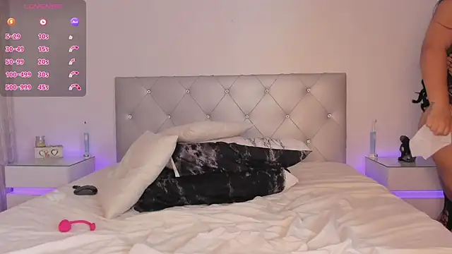 Snapshot of sophy_champagne chatting on 19, 2, 2025 sophy champagne online show from 19, 2, 2025