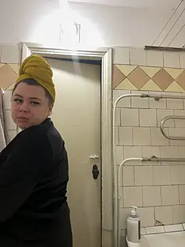 Snapshot of Sara_Slow chatting on 14, 12, 2024 Sara Slow online show from 14, 12, 2024