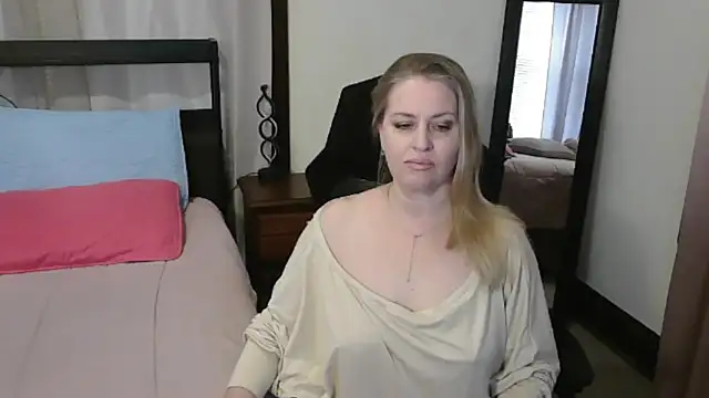 HollieBim online show from 18, 3, 2026