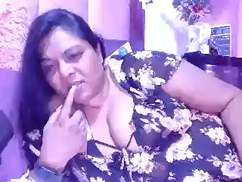 Snapshot of IndianDelia chatting on 15, 7, 2026 IndianDelia online show from 15, 7, 2026