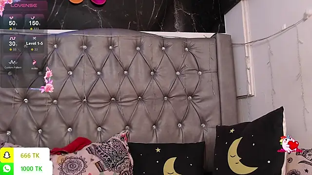 LAILAGUMMY online show from 7, 4, 2026