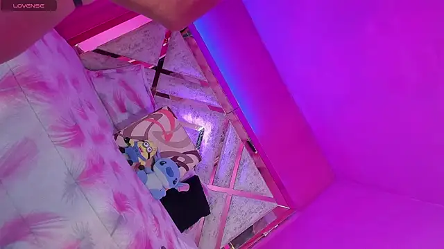 Snapshot of anapuala_sexxx chatting on 1, 2, 2025 anapuala sexxx online show from 1, 2, 2025