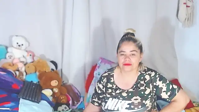 estrellita fugaz16x online show from 15, 9, 2025