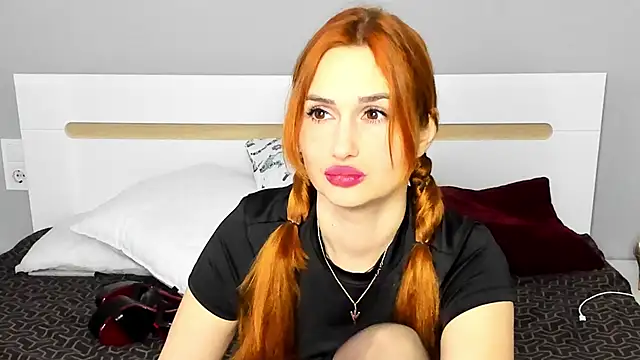 Red Fairy  online show from 27, 1, 2025