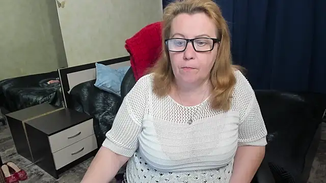 Frau Marta online show from 6, 4, 2026