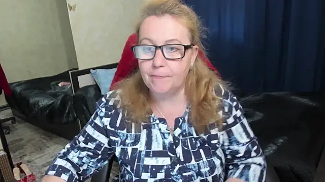 Frau Marta online show from 17, 4, 2026