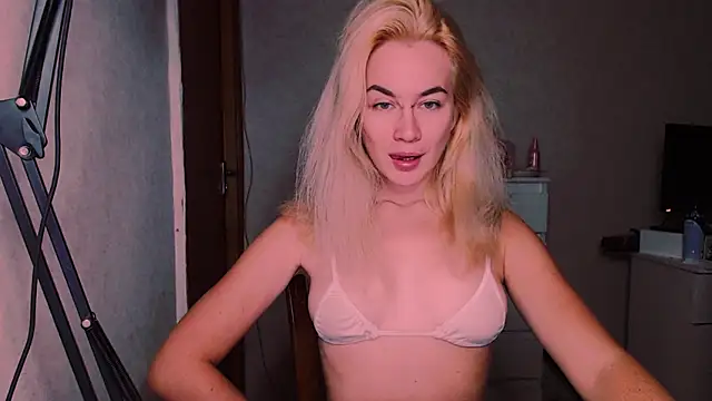 xxxcharismaaa online show from 2, 10, 2025