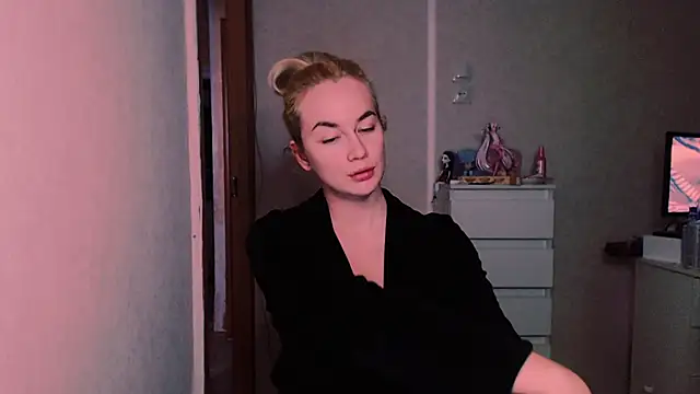 xxxcharismaaa online show from 7, 10, 2025