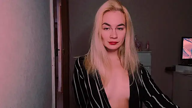 xxxcharismaaa online show from 10, 10, 2025