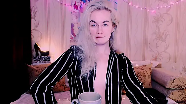 xxxcharismaaa online show from 28, 2, 2026