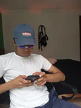 Snapshot of pinedasex777 chatting on 5, 11, 2025 pinedasex777 online show from 5, 11, 2025