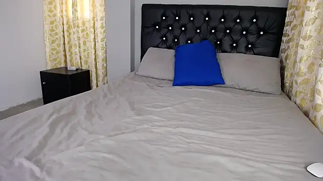 Snapshot of loveyouzahara2020 chatting on 7, 2, 2025 loveyouzahara2020 online show from 7, 2, 2025