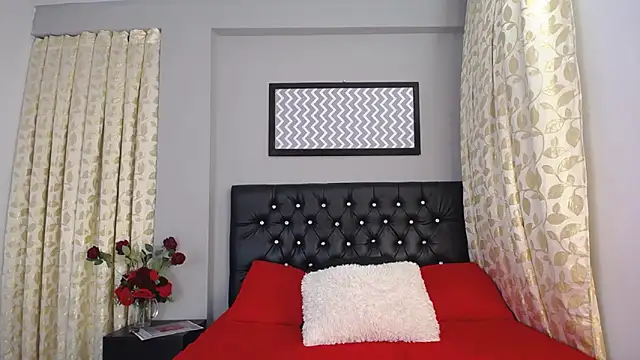 Snapshot of loveyouzahara2020 chatting on 7, 3, 2025 loveyouzahara2020 online show from 7, 3, 2025