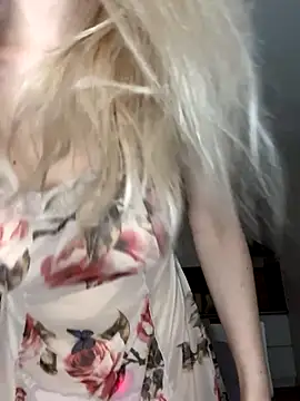 Snapshot of AnikaBest chatting on 22, 10, 2025 AnikaBest online show from 22, 10, 2025