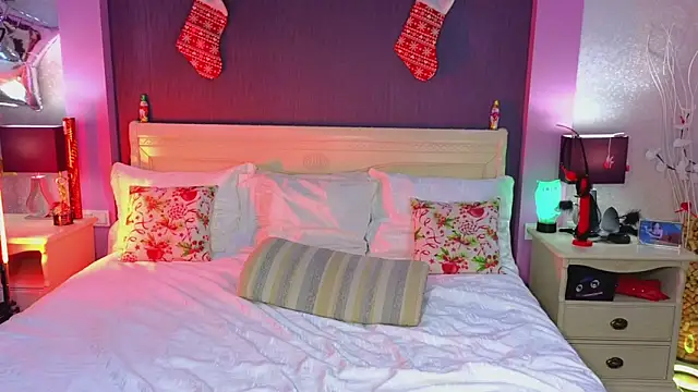 Snapshot of HotMilfMargo chatting on 26, 12, 2024 HotMilfMargo online show from 26, 12, 2024