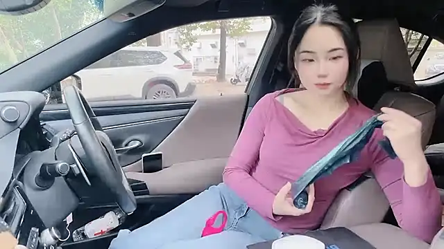 Snapshot of orla2021 chatting on 23, 12, 2024 orla2021 online show from 23, 12, 2024