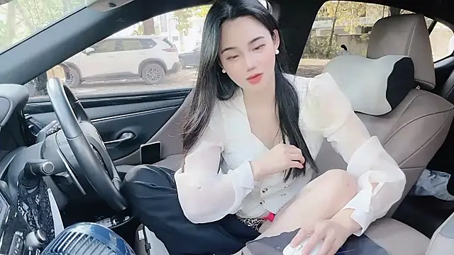 Snapshot of orla2021 chatting on 31, 12, 2024 orla2021 online show from 31, 12, 2024