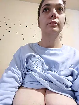 Snapshot of JoLeNe27 chatting on 1, 2, 2025 JoLeNe27 online show from 1, 2, 2025